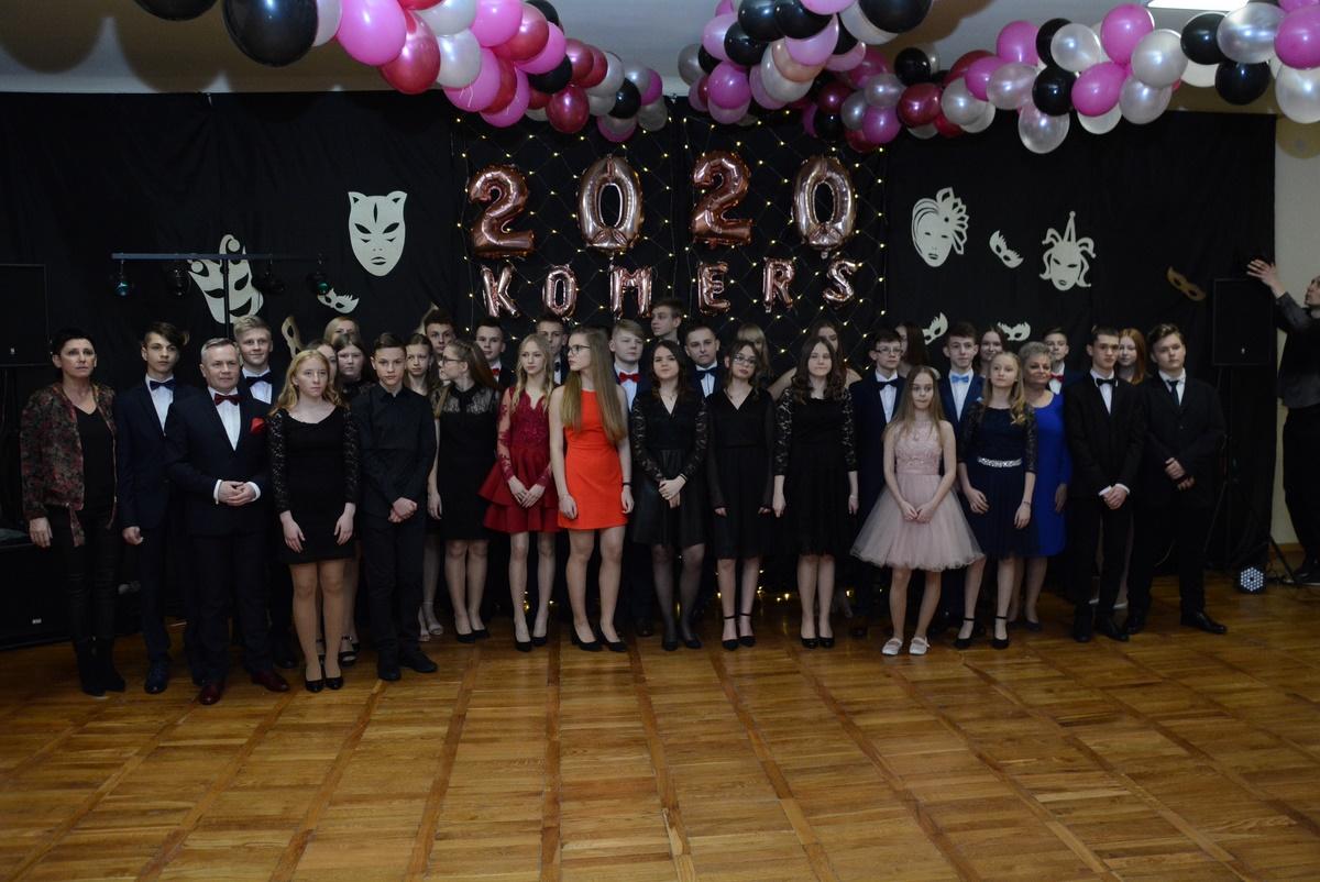 Bal ósmoklasistów w Bliżynie