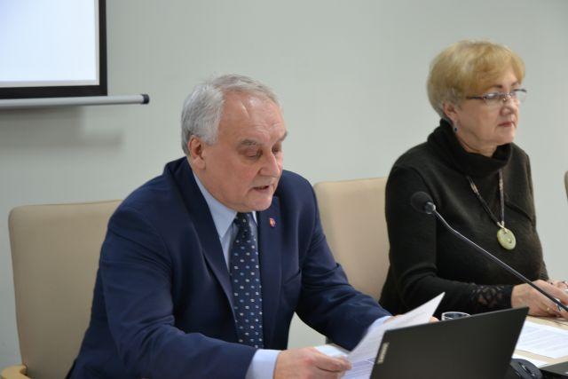 O czym będą obradować w powiecie?