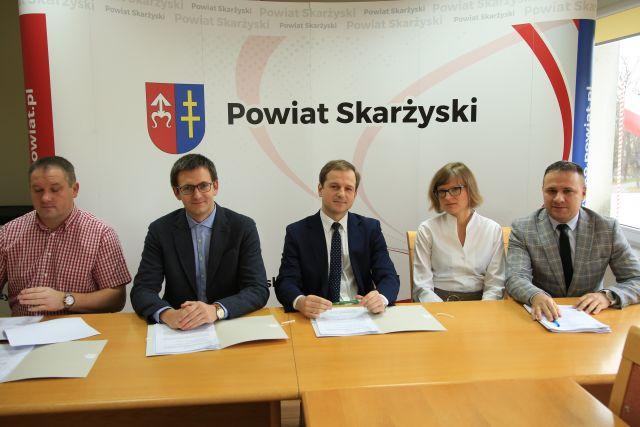 Bezpłatna pomoc prawna dla mieszkańców powiatu skarżyskiego