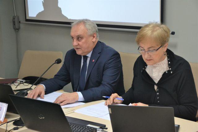 O czym będą obradować?