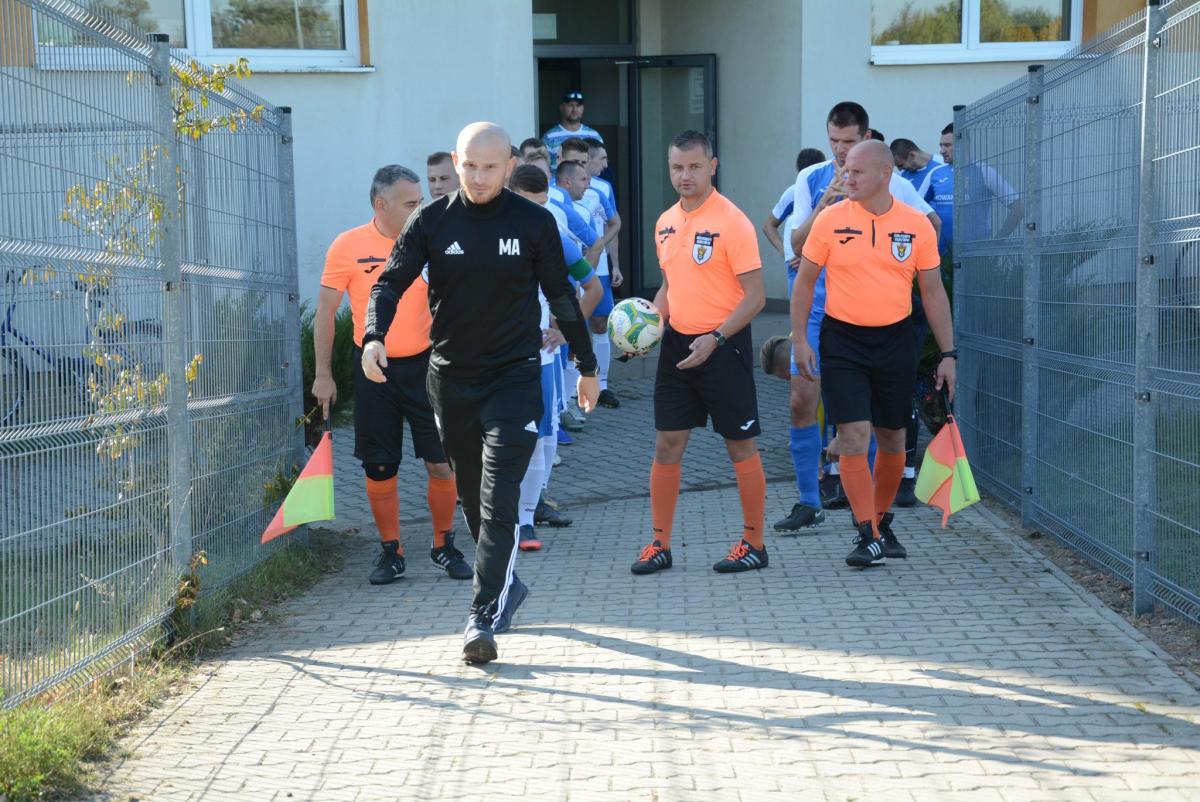 Mariusz Arczewski nie jest już trenerem Orlicza. Orły przegrały ostatni mecz w Staszowie i zimę spędzą w strefie spadkowej