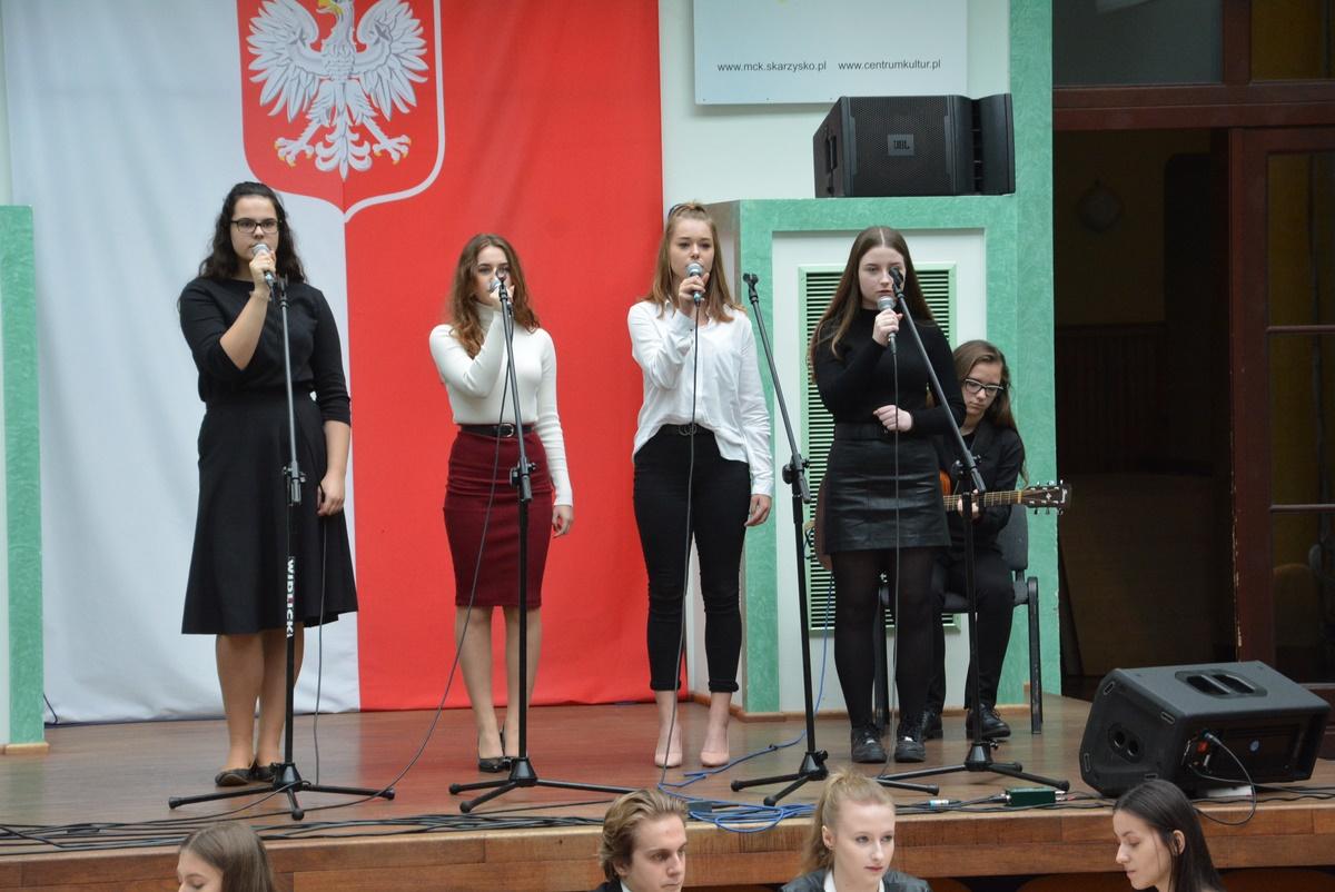Wizerunki Ojców Niepodległości - Piłsudski, Dmowski, Paderewski oczami młodzieży