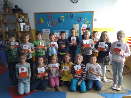 Skarżyska ,,Dwójka’’ wzięła udział w akcji  pod hasłem ,,BohaterOn w Twojej szkole- włącz historię’’