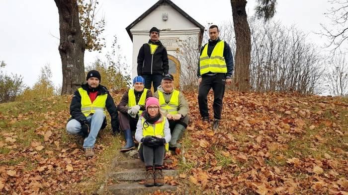Suchedniowscy cykliści posprzątali 