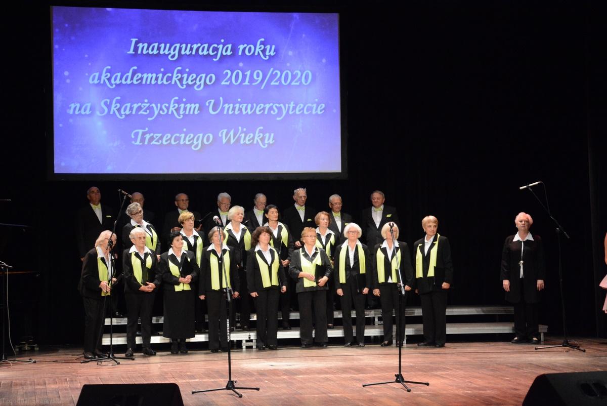 Studenci Uniwersytetu Trzeciego Wieku rozpoczęli nowy rok akademicki
