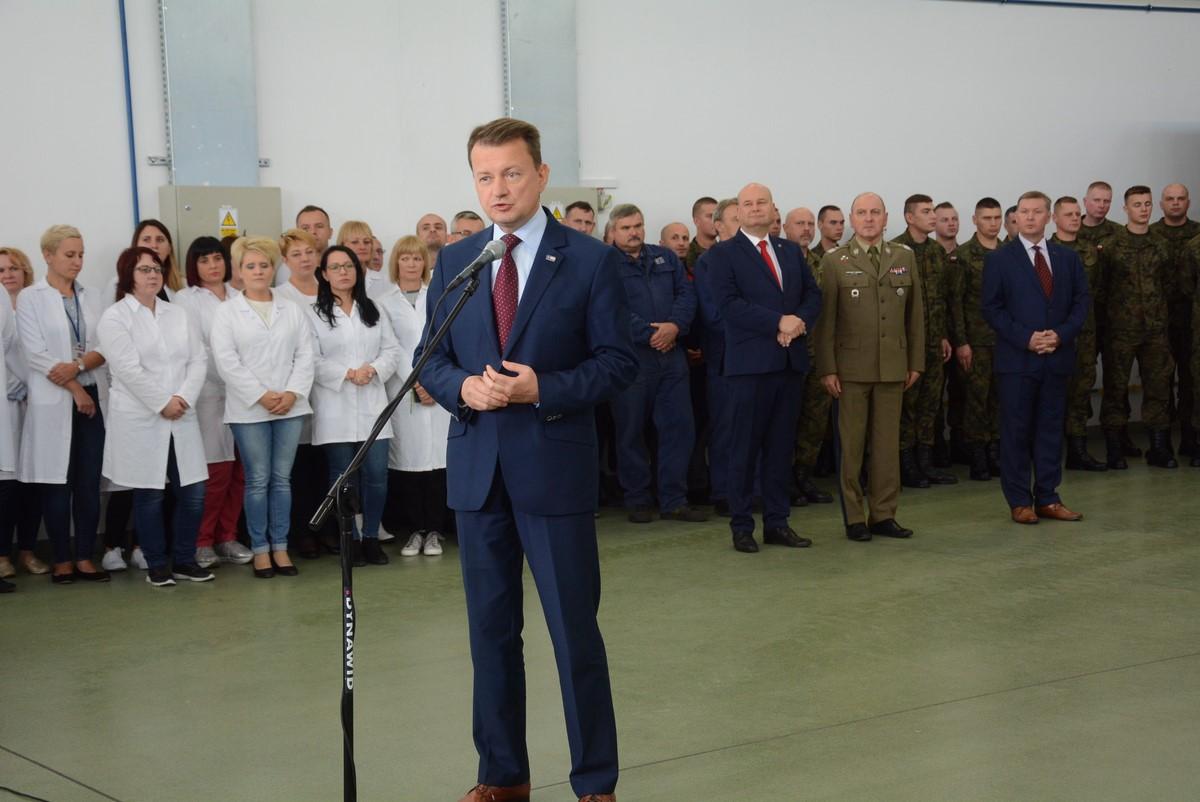 Mariusz Błaszczak, minister MON gościł w Skarżysku. Mesko S.A podpisało umowę na pociski rakietowe 