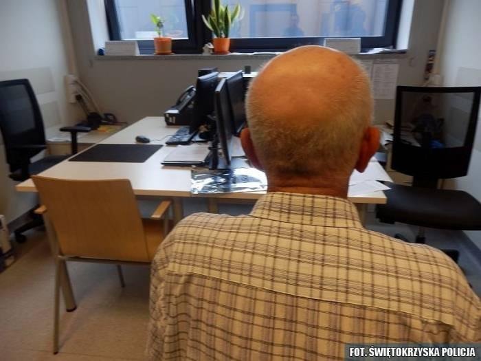 Cwany 65-latek ujęty przez ochroniarza. Wyniósł towar i wrócił ponownie