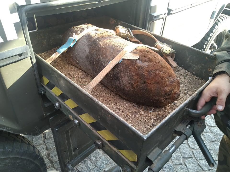 Znaleźli blisko 100-kilogramową bombę. Zagrożenie było ogromne (aktualizacja)