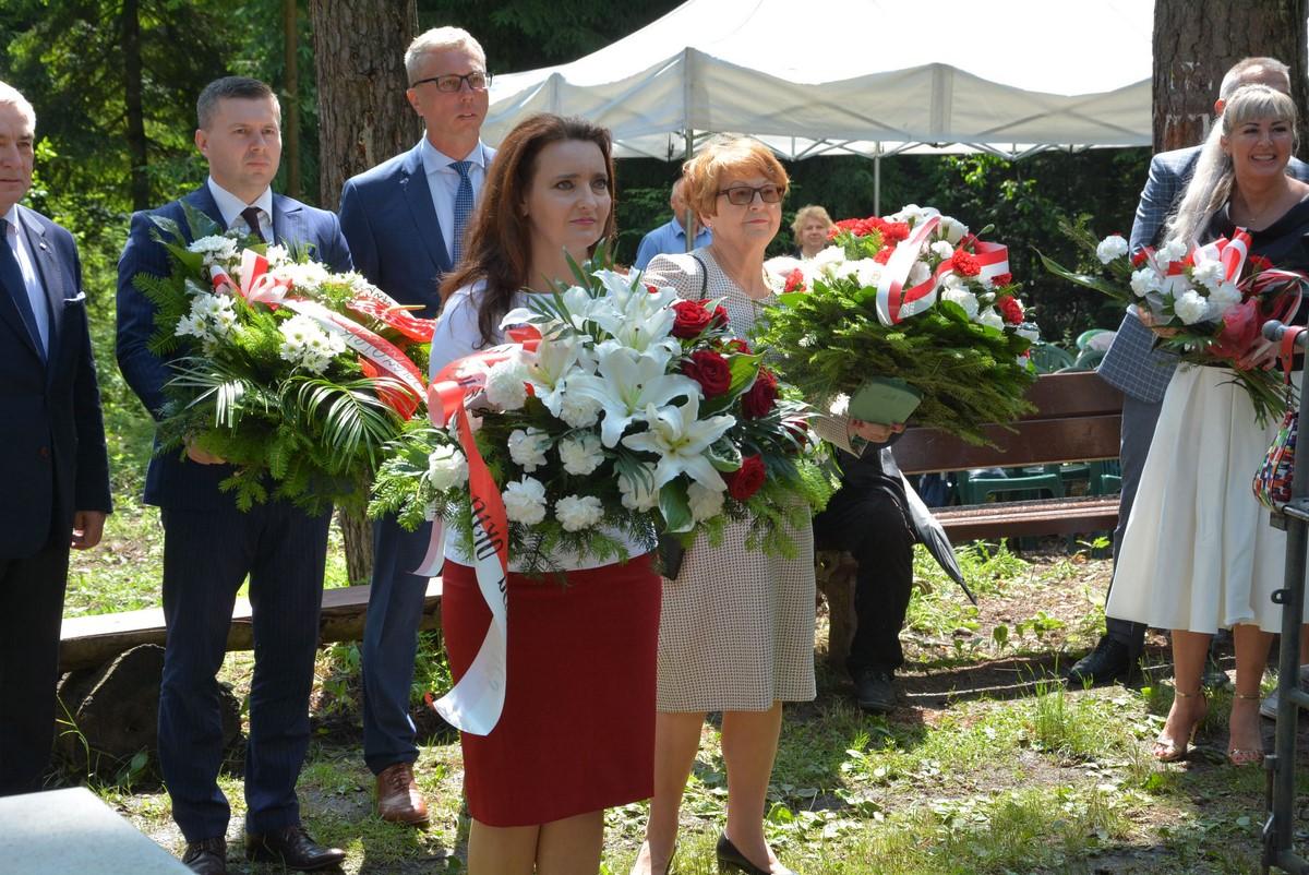 Oddali hołd pomordowanym na Brzasku