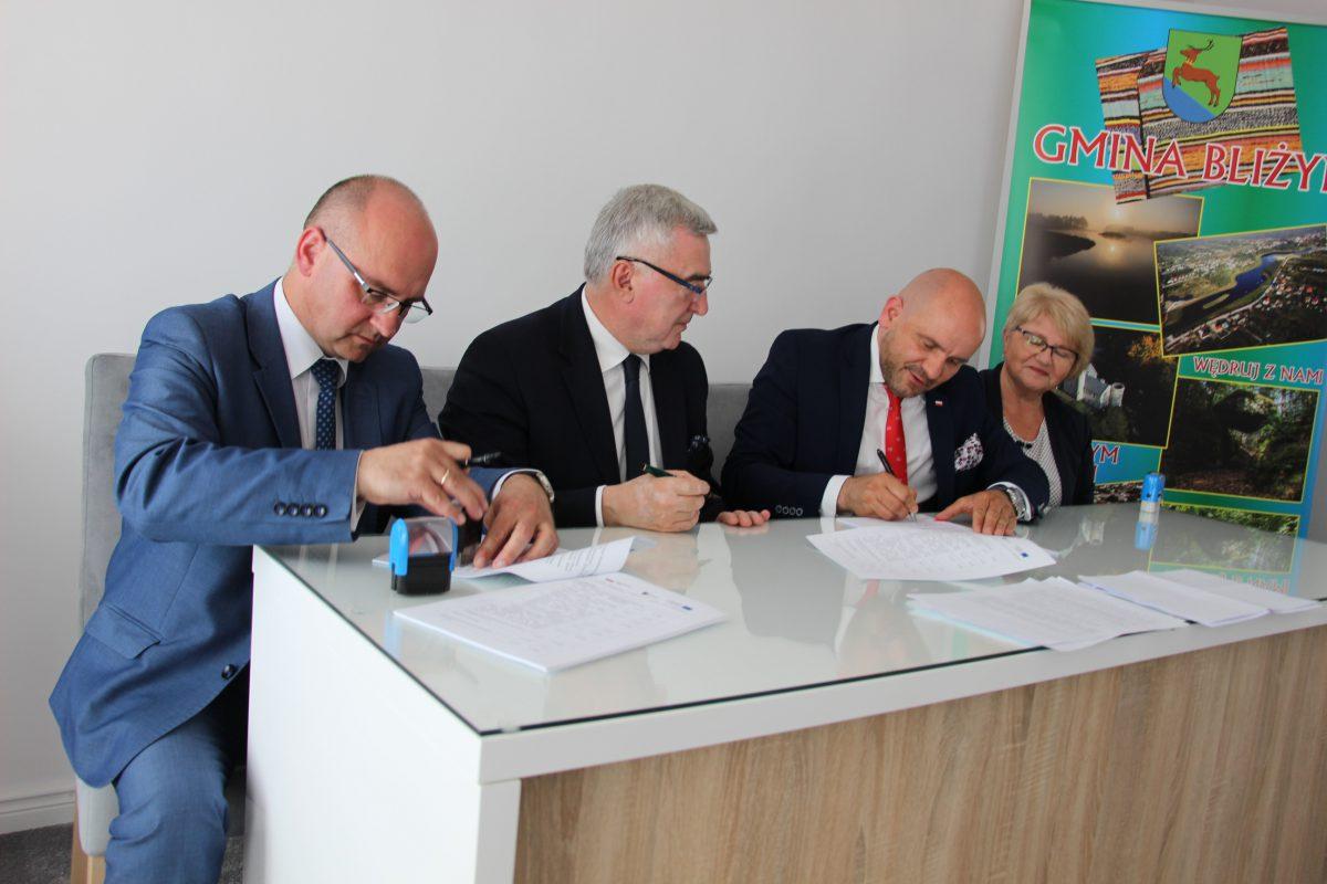 Gmina Bliżyn i Suchedniów  stawiają na rozwój infrastruktury edukacyjnej i szkoleniowej