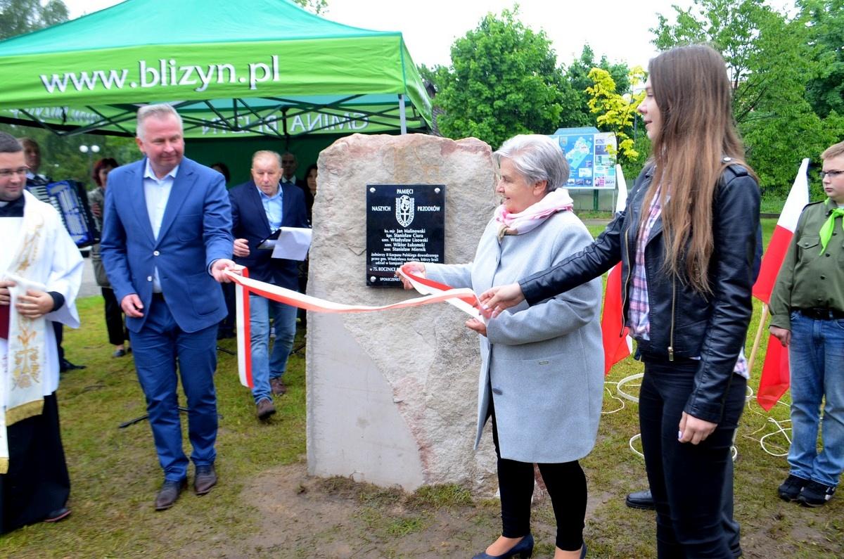 Społeczeństwo Bliżyna upamiętniło żołnierzy II Korpusu Polskiego w 75. rocznicę bitwy pod Monte Cassino