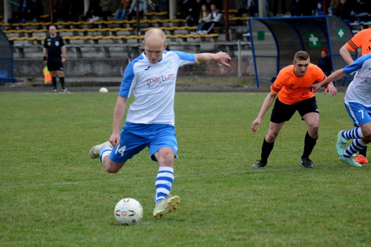 Orlicz lepszy od Nidzianki. Hattrick Staszewskiego
