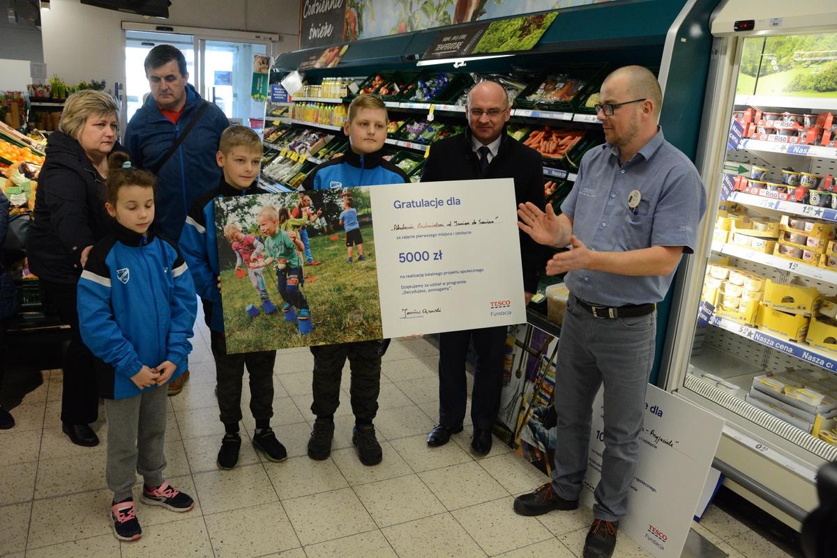 Granty Tesco wręczone, Orlicz Suchedniów zorganizuje Akademię Badmintona