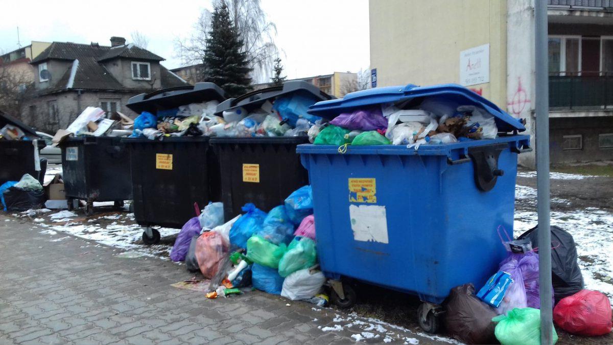 Skarżysko zasypane śmieciami