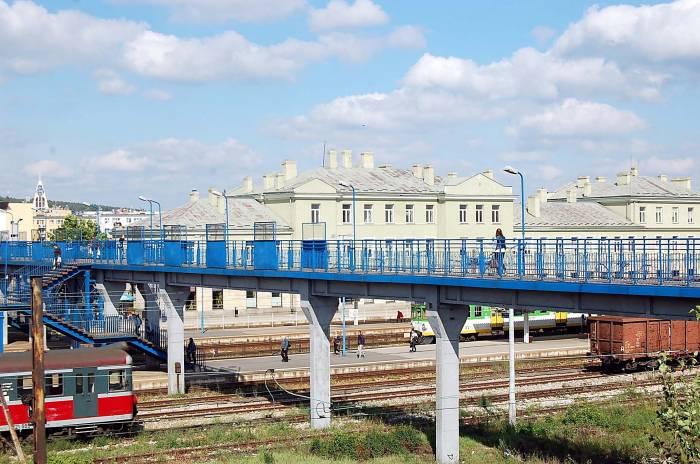 Budowa tunelu pod torami w Skarżysku pod znakiem zapytania
