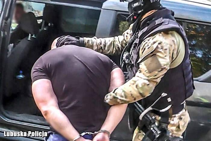 Sutener z naszego powiatu w rękach antyterrorystów