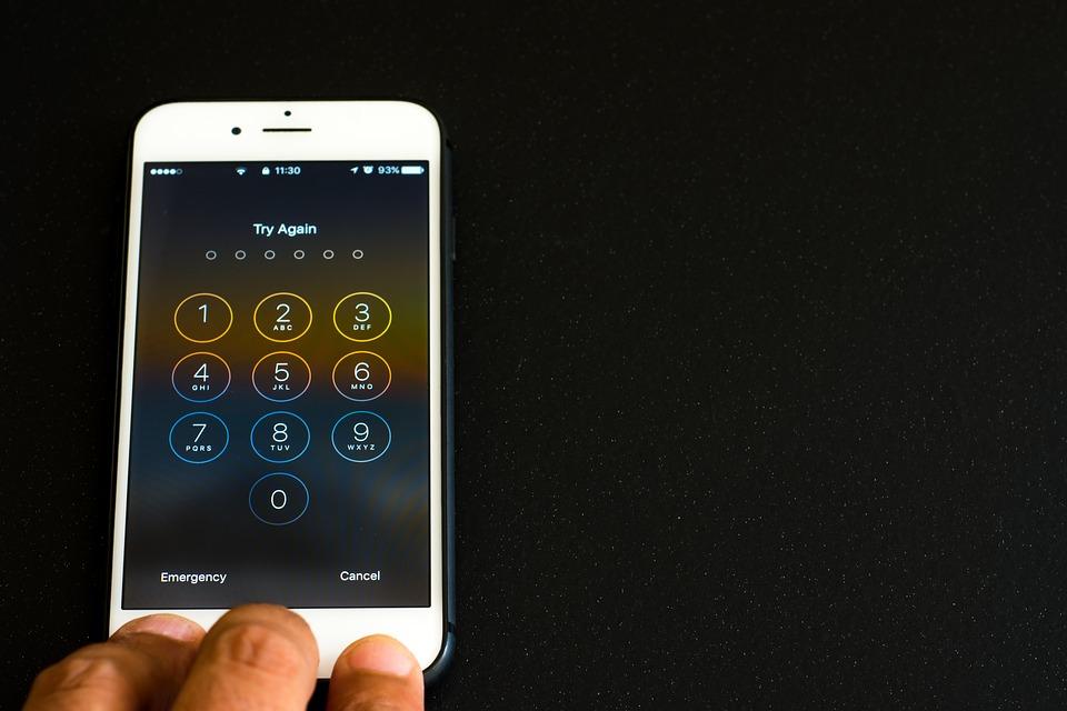 Twój iPhone 7 Plus to nadal doskonały telefon. Zabezpiecz  jego ekran