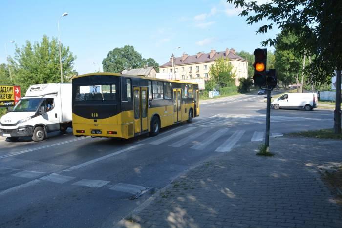Wandale zniszczyli sygnalizacja świetlną?