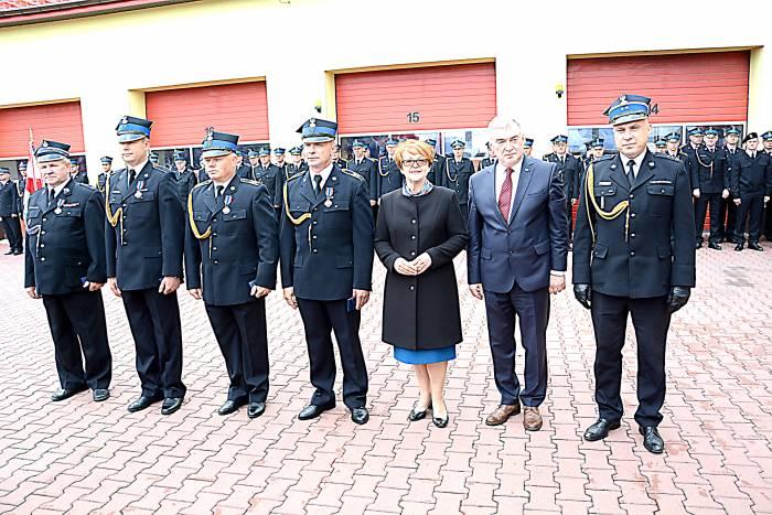 Awanse i odznaczenia państwowe dla skarżyskich strażaków