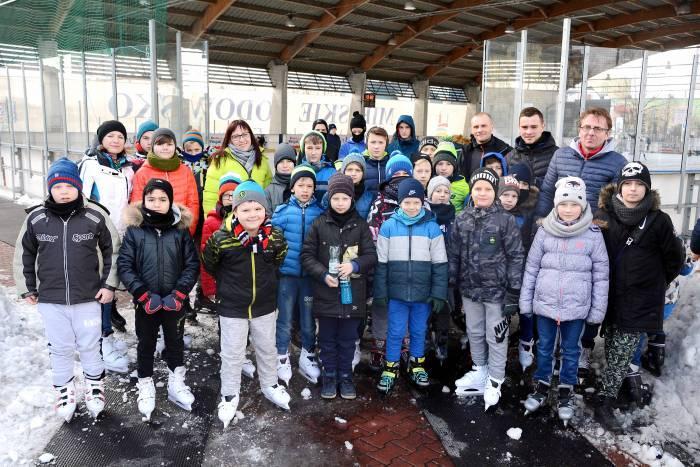 Ferie na sportowo suchedniowskiej młodzieży