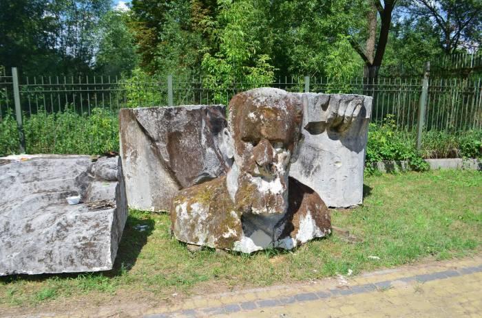 Przeniosą pomnik do Muzeum