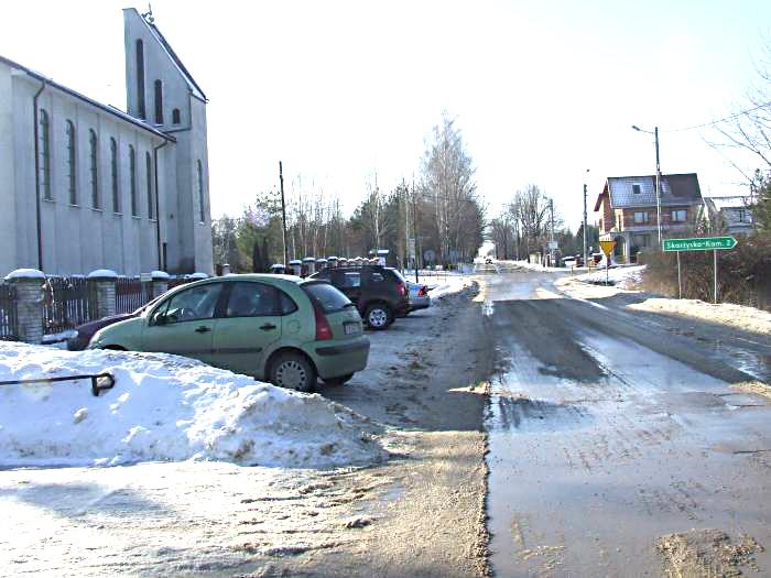 Czy powiększą parking? Mieszkańcy złożyli petycję w tej sprawie