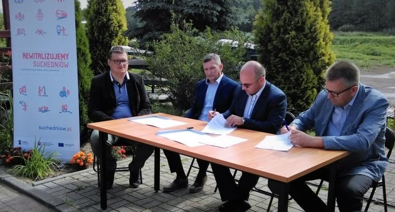 Zbiornik w Suchedniowie gotowy do remontu