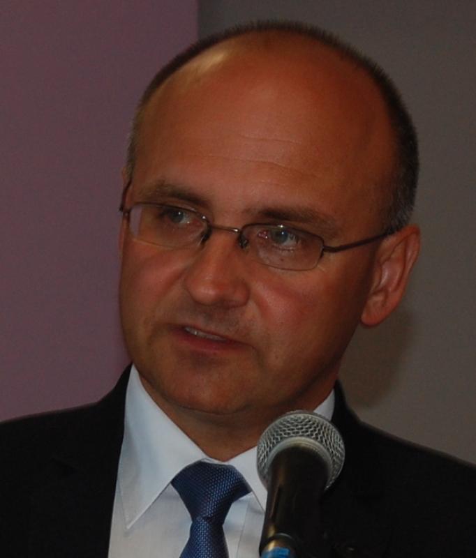 Jeden chętny na przebudowę budynku gimnajzum
