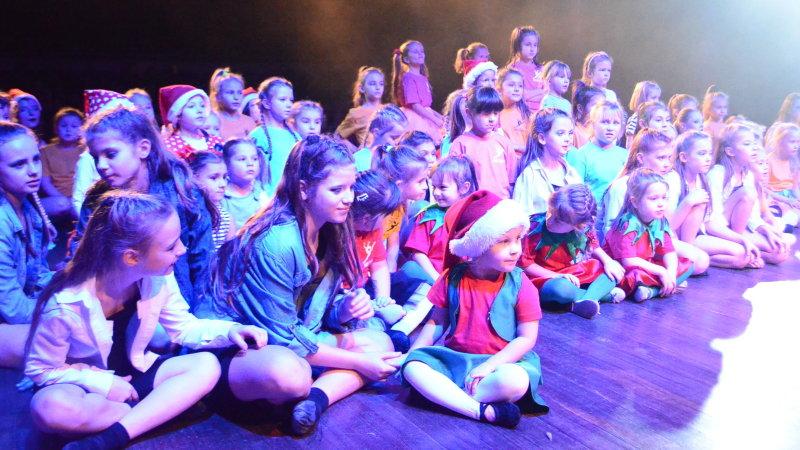 Świąteczna Strefa Tańca Art Dance