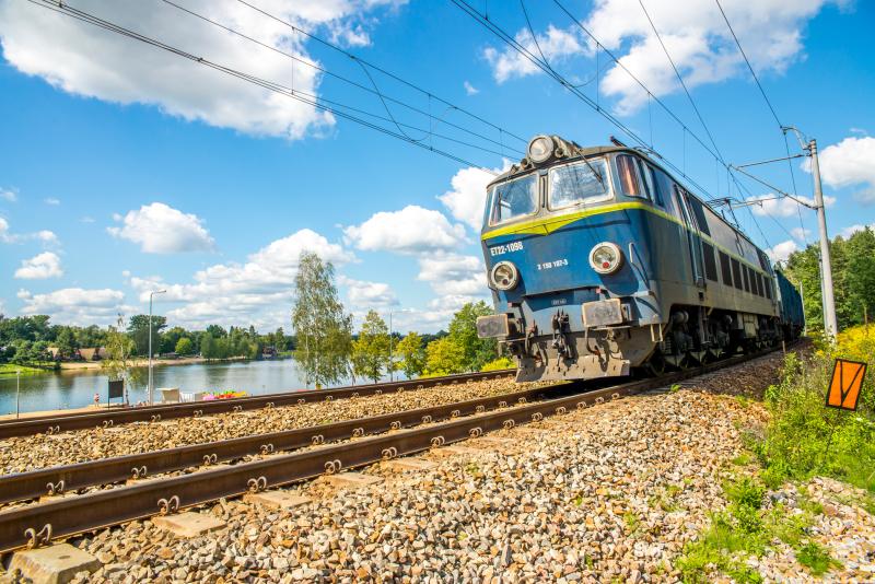 Pociągami po nowych torach