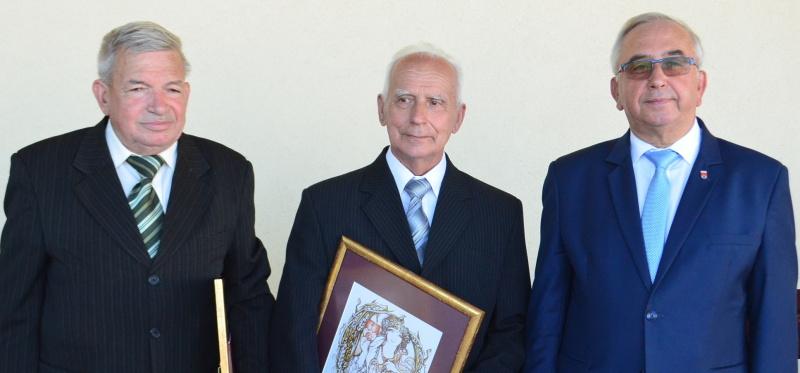 Podróż przez historię i tradycję - gmina Skarżysko Kościelne ma 20 lat