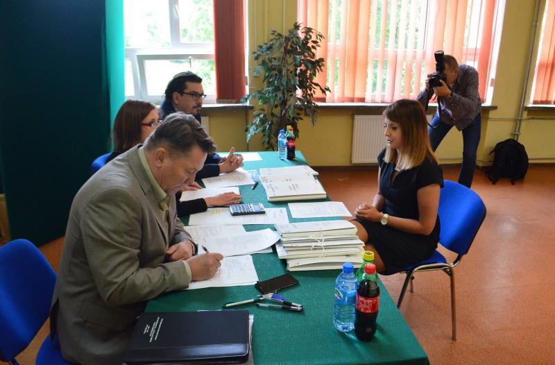 Studenci SAN bronili prac dyplomowych