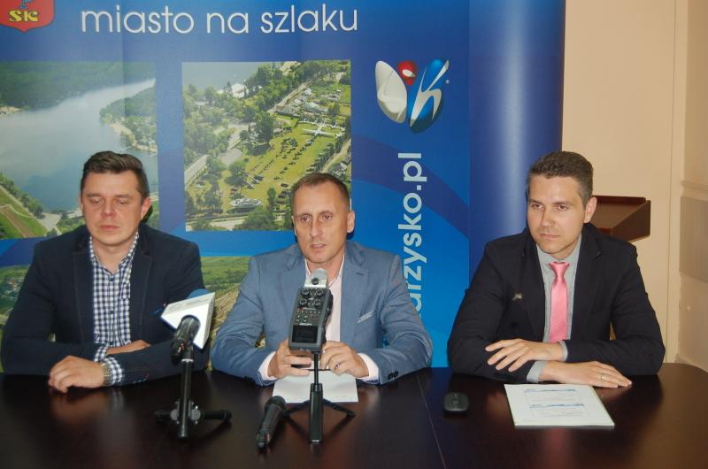 Odpierają zarzuty radnych