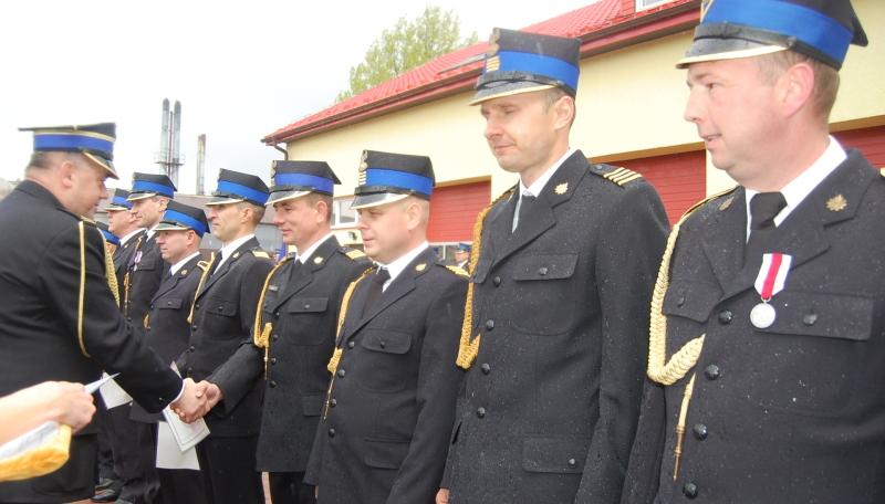 Medale i awanse dla strażaków