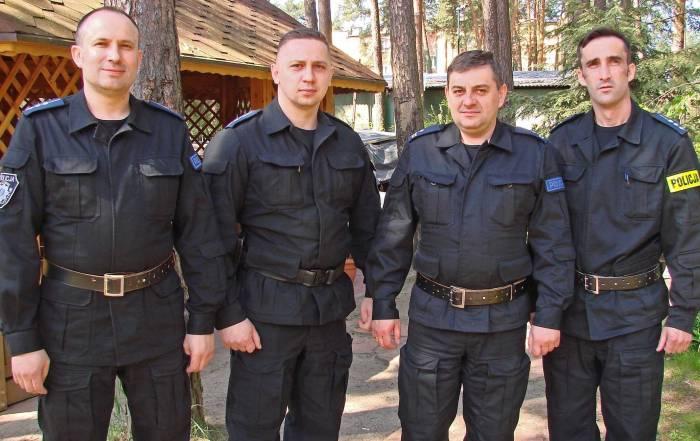 Porwali dziewczynę, zgwałcili, policja szukała sprawców