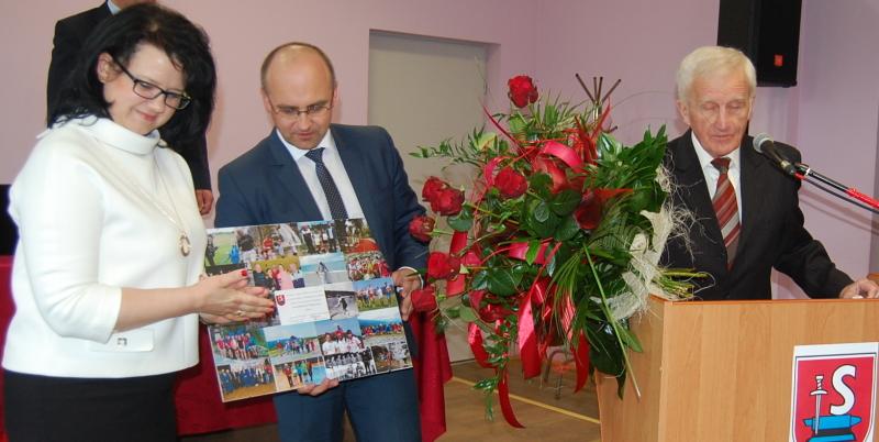 Za działalność społeczną i sportową