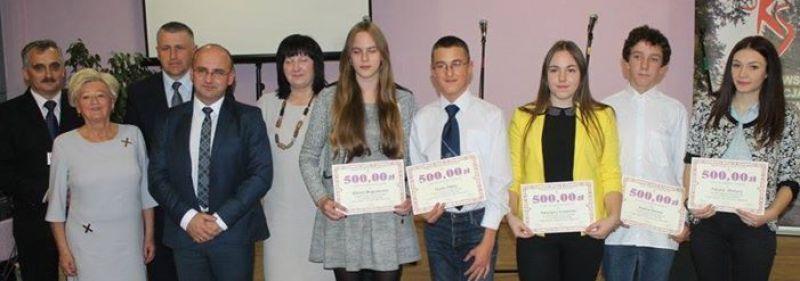 500 złotych za dobre wyniki