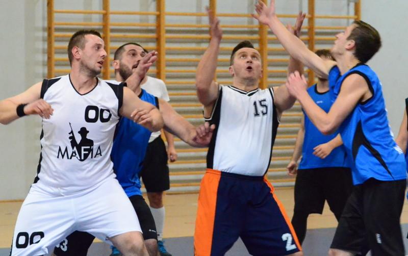 3B Team pierwszym liderem