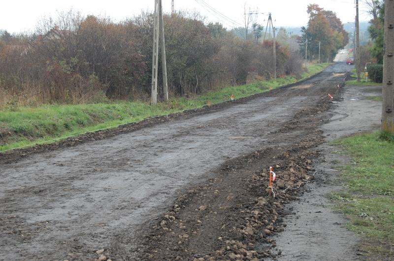 Na asfalt muszą poczekać
