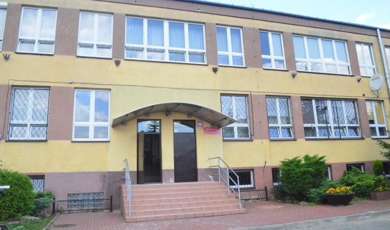 Trwają wakacyjne remonty w placówkach oświatowych
