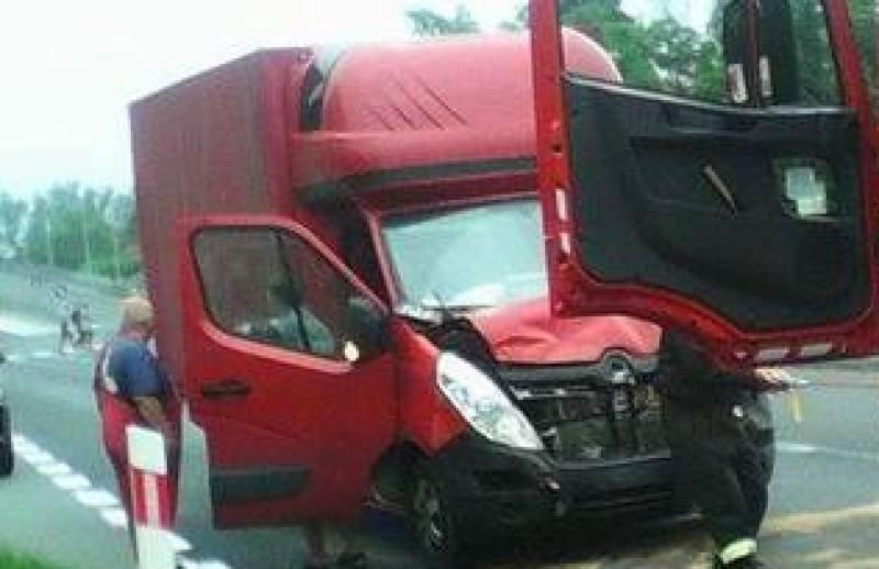 Kolizja z udziałem autobusu MKS