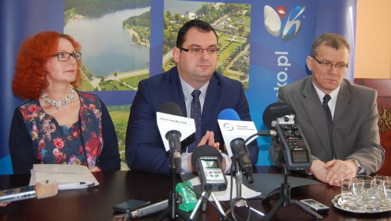 Plany zmian w skarżyskiej oświacie wzbudzają ogromne emocje
