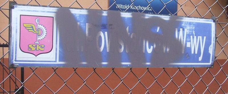 Piszą, dzwonią, mailują