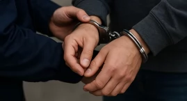 Policja doprowadziła do więzienia trzy osoby