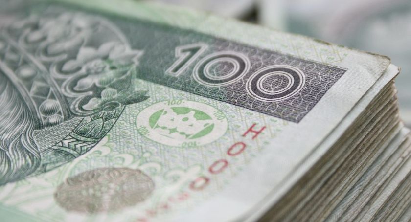 Miliony wsparcia dla przedsiębiorców z Powiatu Szydłowieckiego