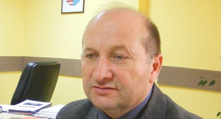 Powiat szydłowiecki wciąż w krajowej czołówce... Bezrobotnych wiosną przybyło