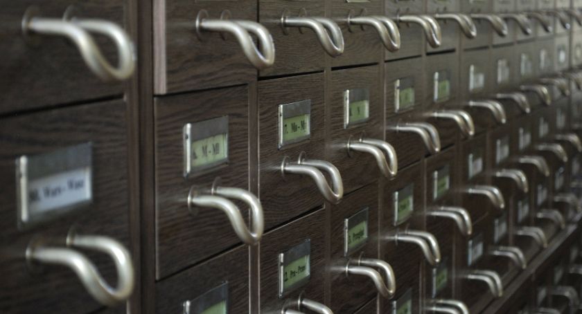 Korzystaj z biblioteki odpowiedzialnie!