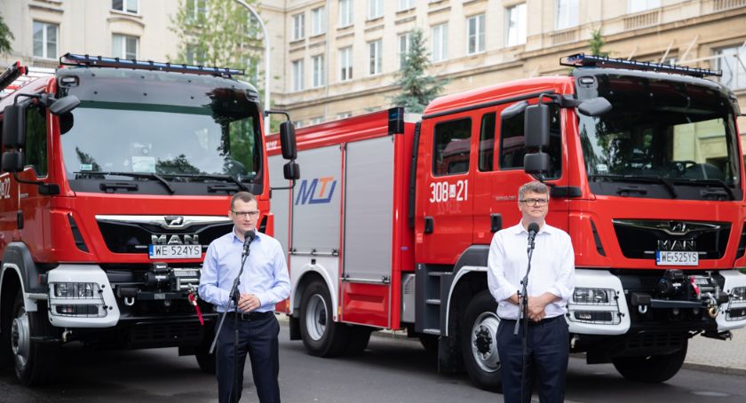 Powiat szydłowiecki. Czy mieszkańcy powalczą o wóz strażacki?