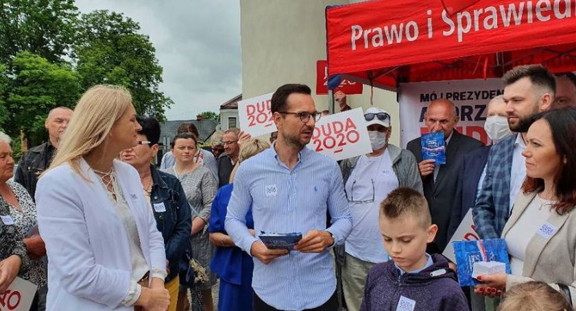 Kandydaci na prezydenta omijają Szydłowiec