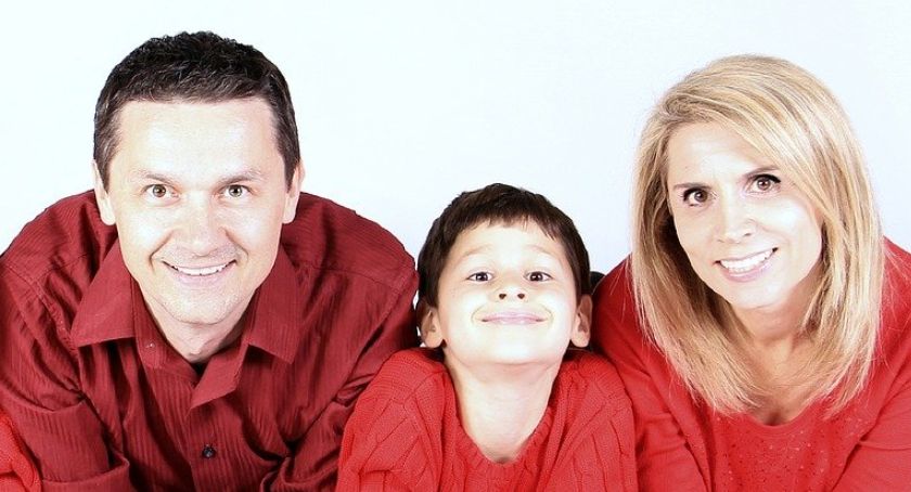 Wydłużone zasiłki. Dla kogo i do kiedy?